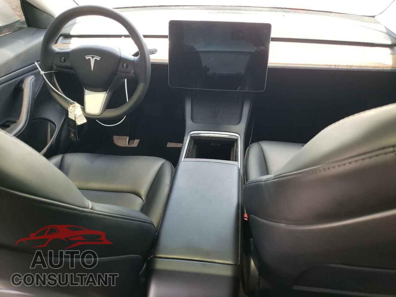 TESLA MODEL 3 2021 - 5YJ3E1EB1MF852895