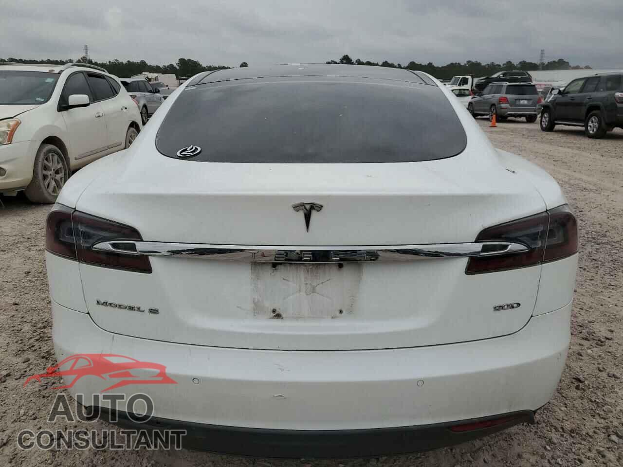 TESLA MODEL S 2016 - 5YJSA1E2XGF130160