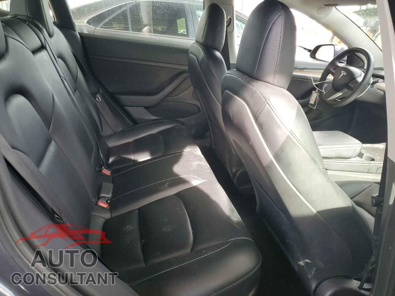 TESLA MODEL 3 2023 - 5YJ3E1EA0PF449499