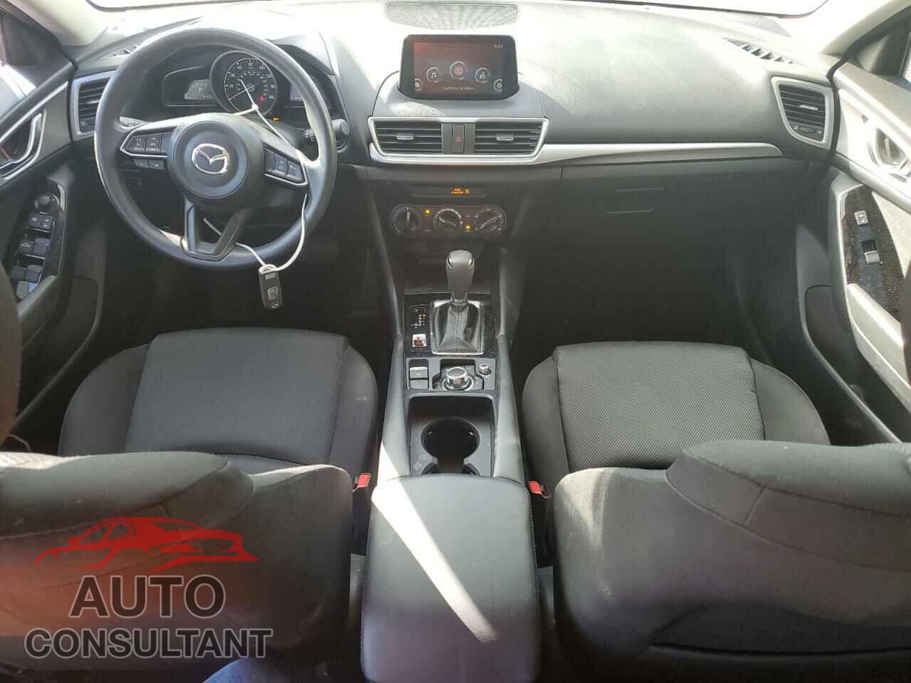 MAZDA 3 2017 - 3MZBN1K72HM143631
