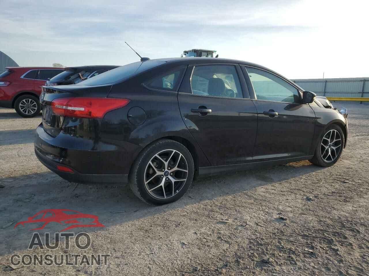 FORD FOCUS 2017 - 1FADP3H22HL265121
