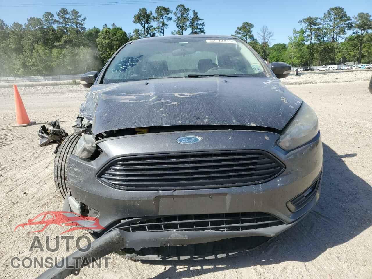 FORD FOCUS 2017 - 1FADP3FE4HL293595