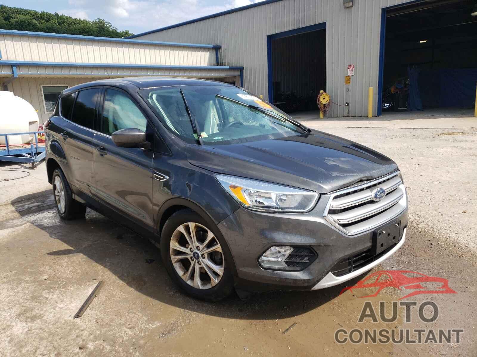 FORD ESCAPE 2017 - 1FMCU0GDXHUD37754