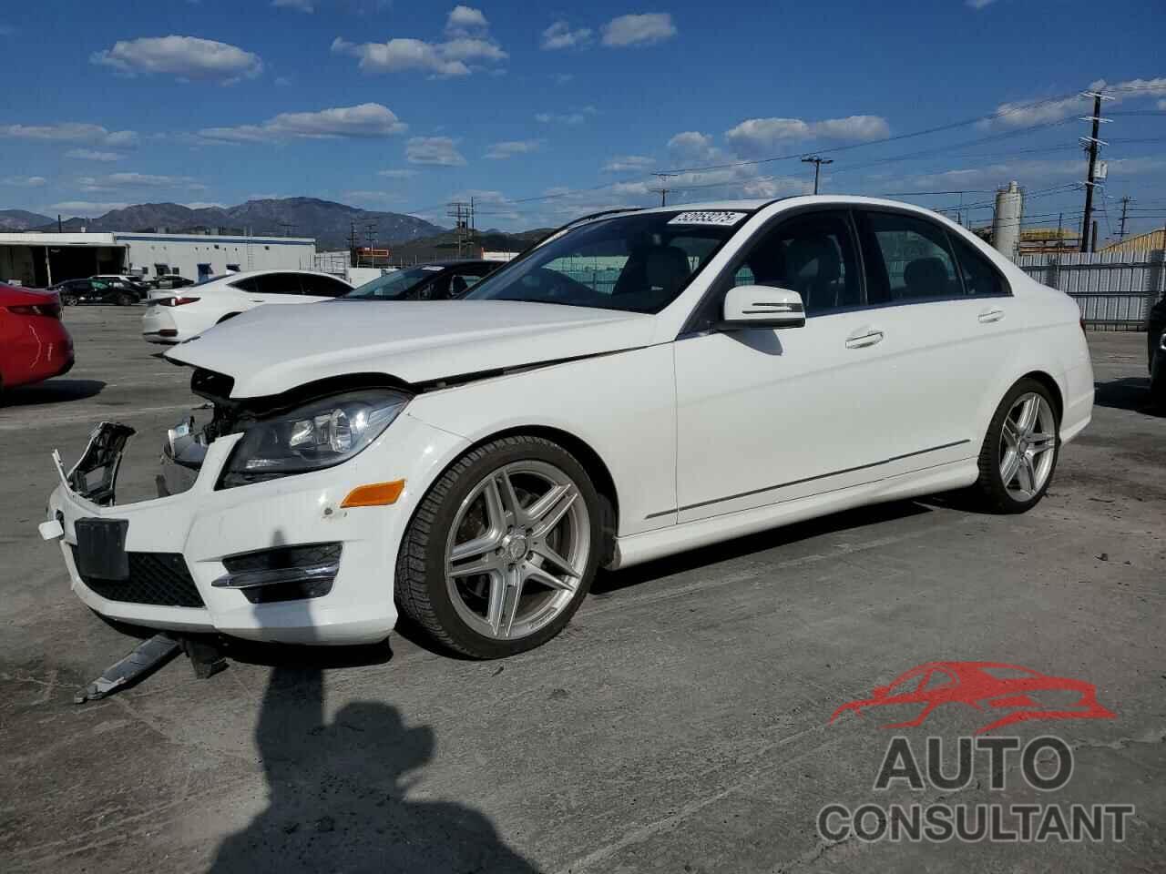 MERCEDES-BENZ C-CLASS 2013 - WDDGF8AB4DG078859