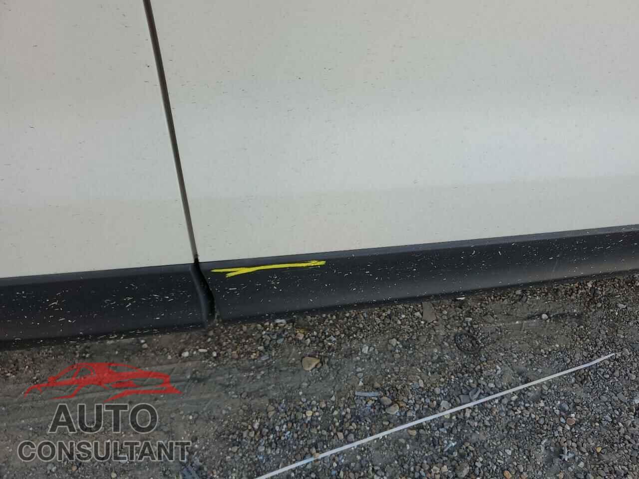 SUBARU FORESTER 2017 - JF2SJAEC7HH490613