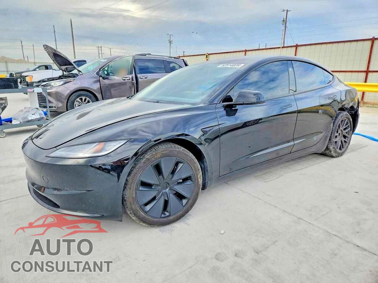 TESLA MODEL 3 2024 - 5YJ3E1EB0RF769594