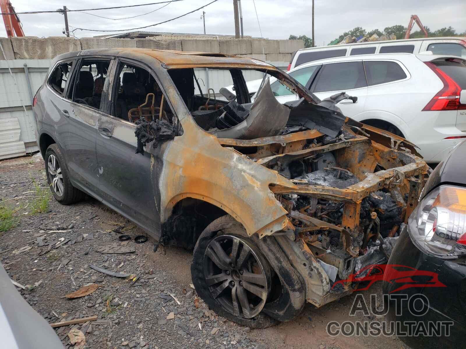 HONDA PILOT 2017 - 5FNYF6H79HB065657