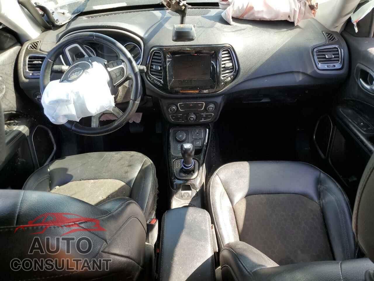 JEEP COMPASS 2019 - 3C4NJDBB2KT826587