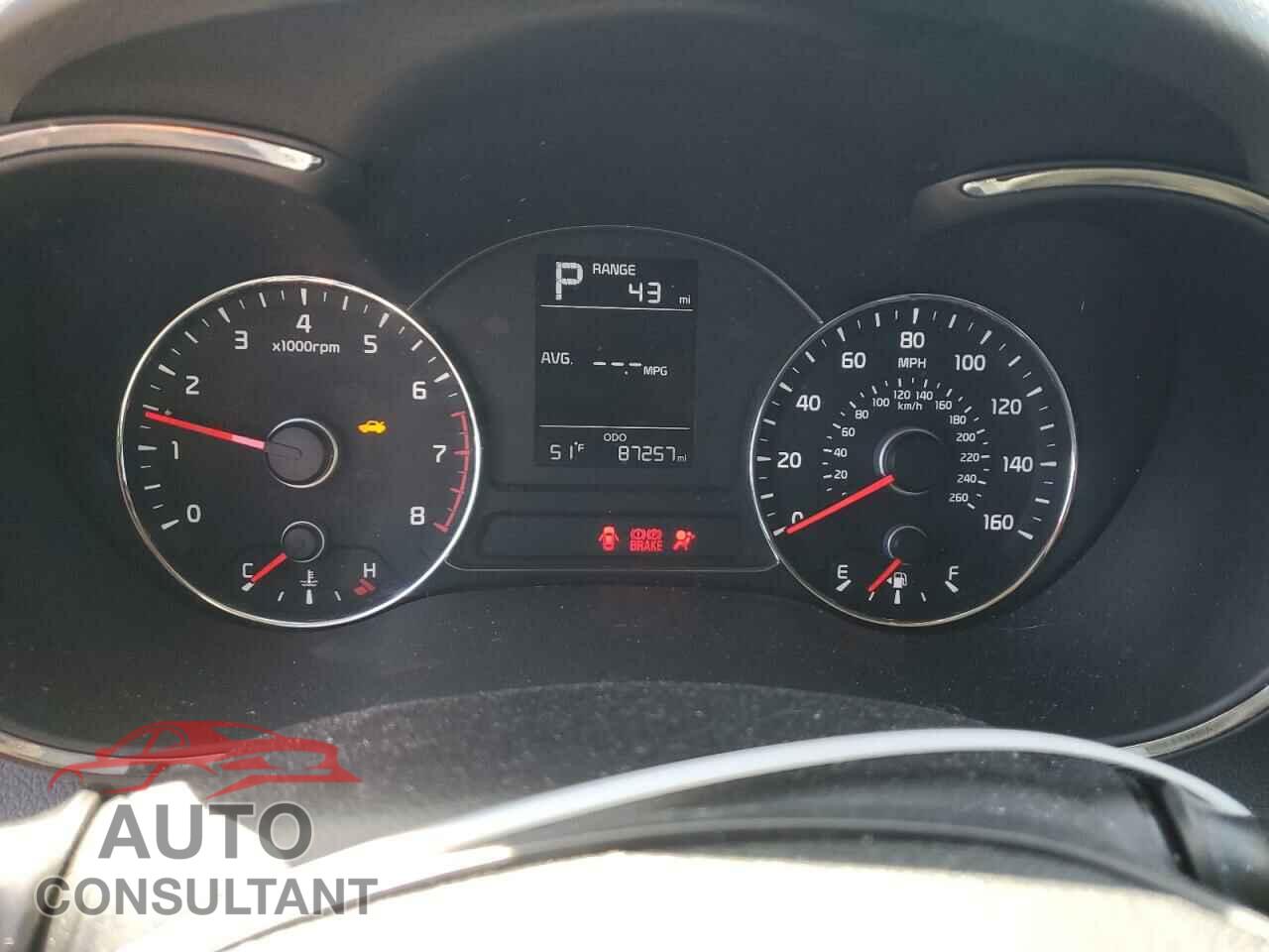 KIA FORTE 2017 - 3KPFK4A77HE140752