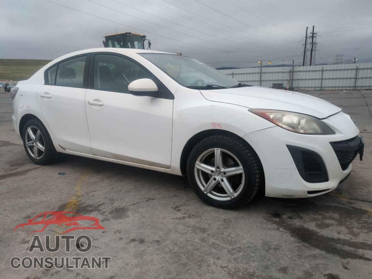 MAZDA 3 2011 - JM1BL1UG4B1356610