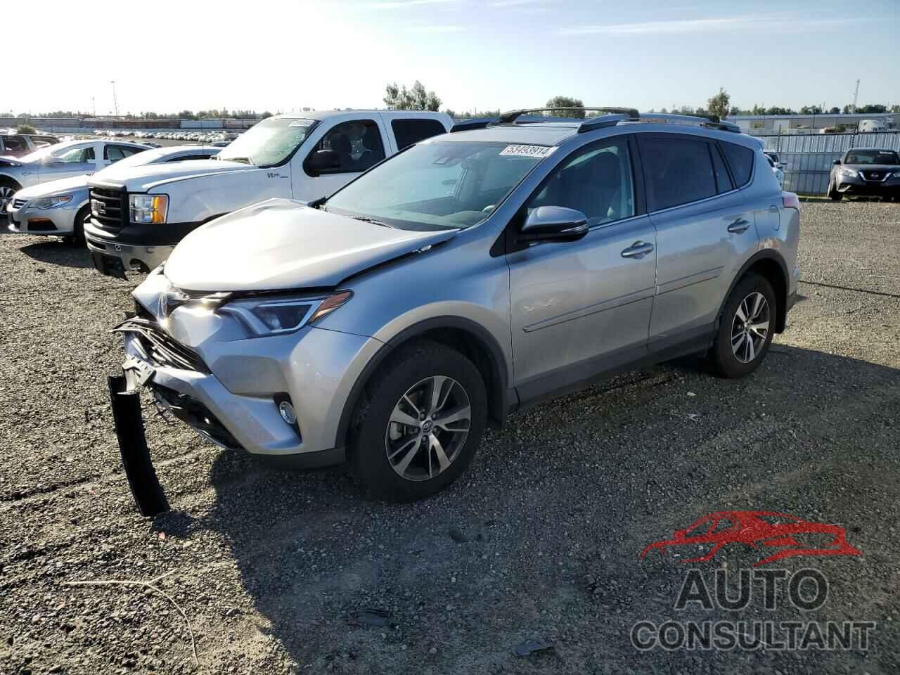 TOYOTA RAV4 2018 - 2T3RFREV6JW720673