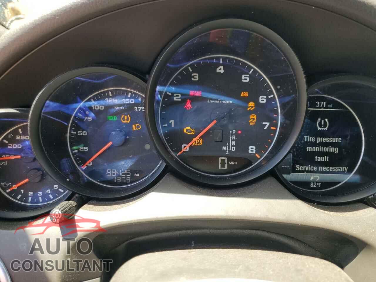 PORSCHE CAYENNE 2017 - WP1AA2A23HKA84522