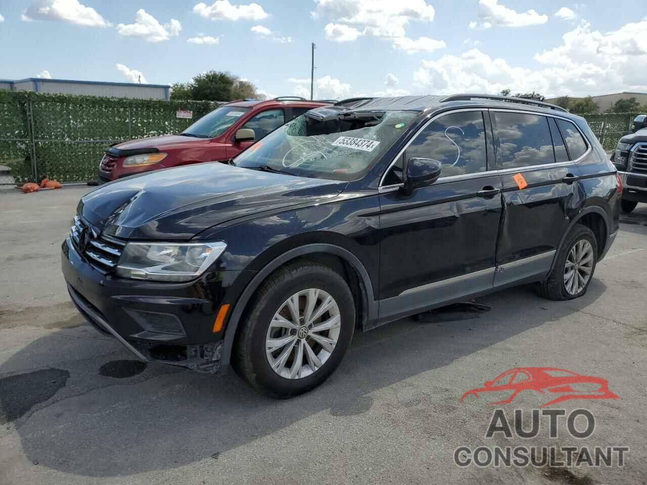 VOLKSWAGEN TIGUAN 2018 - 3VV3B7AX3JM053822