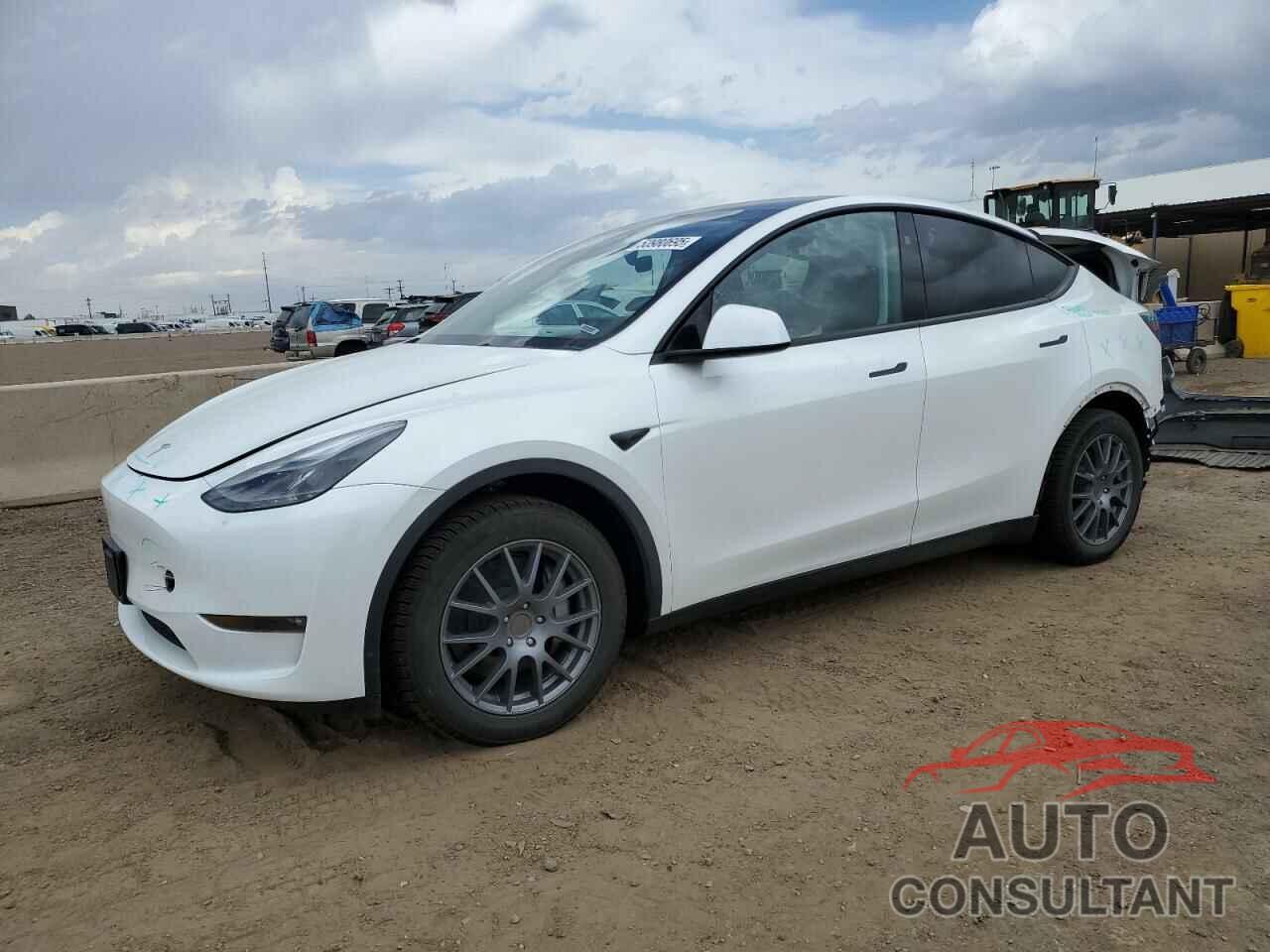 TESLA MODEL Y 2023 - 7SAYGAEE9PF930700