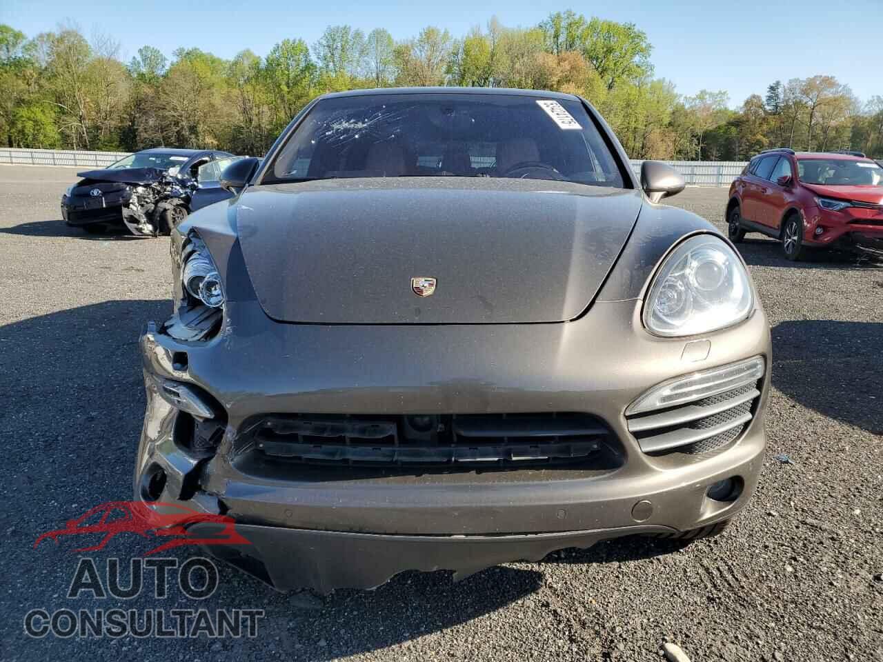PORSCHE CAYENNE 2012 - WP1AB2A29CLA43084