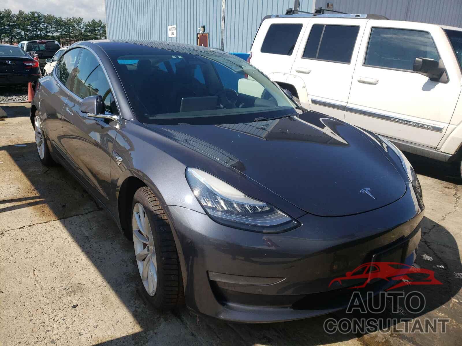 TESLA MODEL 3 2018 - 5YJ3E1EB7JF105751