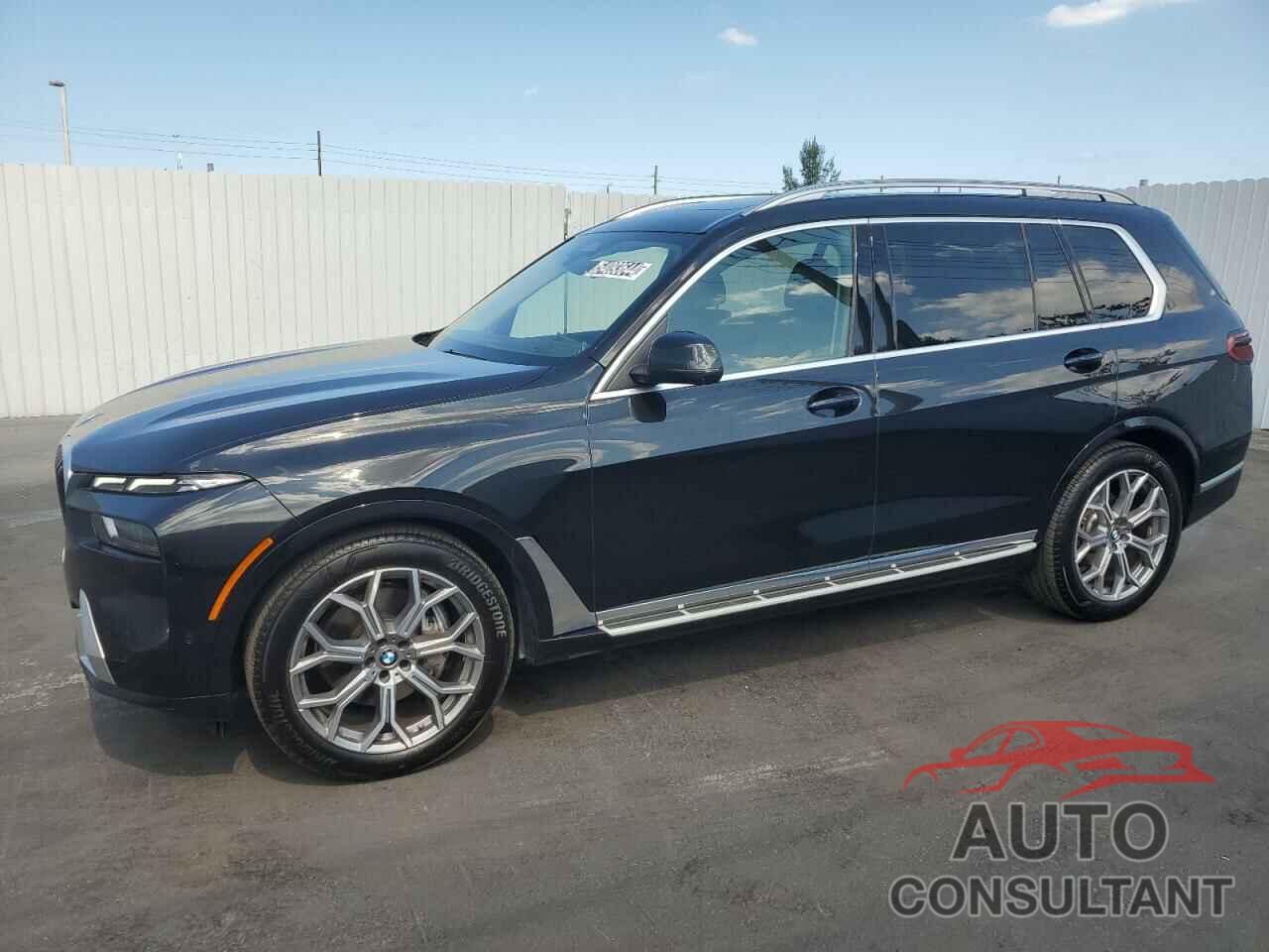 BMW X7 2024 - 5UX23EM03R9V10549