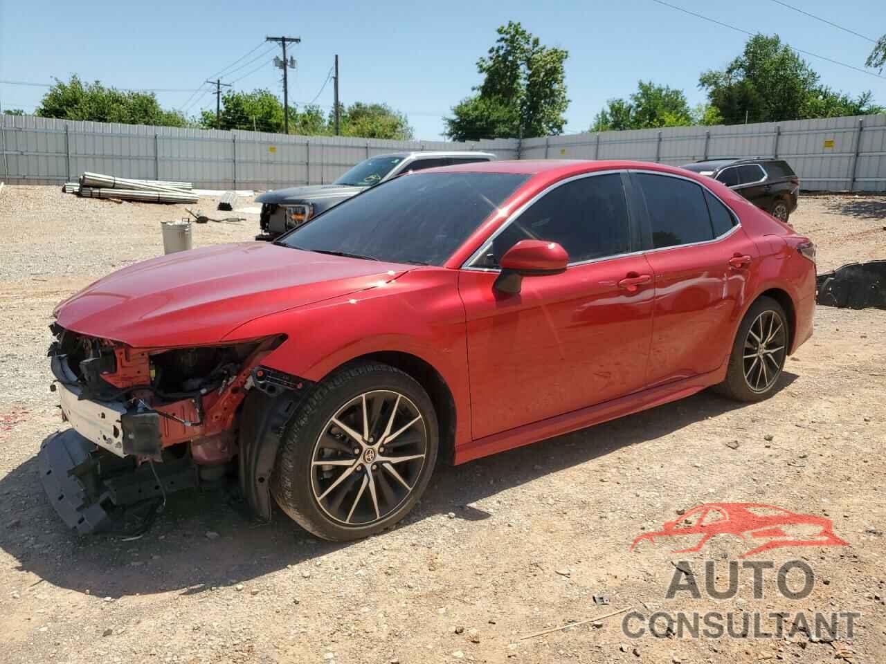 TOYOTA CAMRY 2021 - 4T1G11AK1MU422676