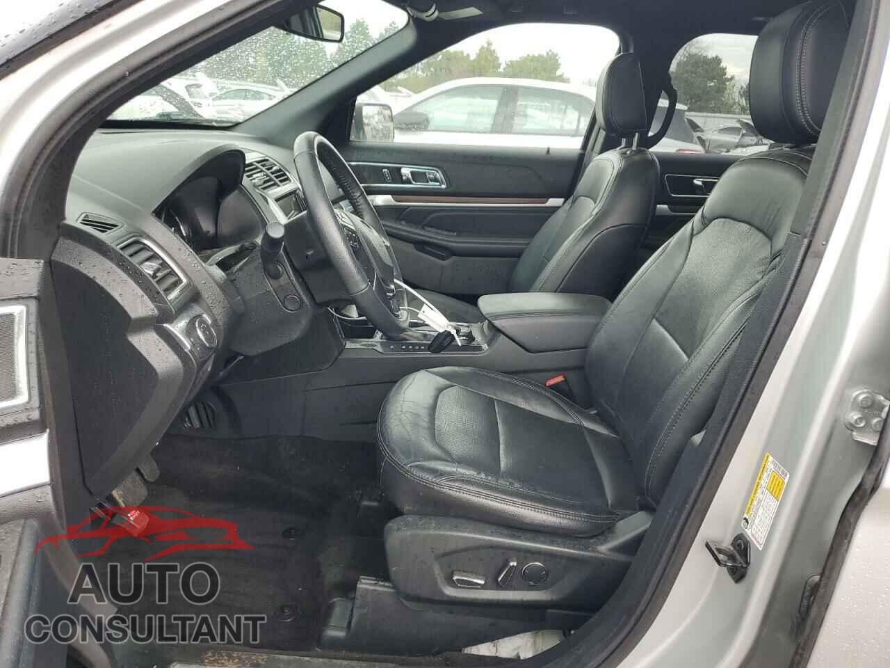 FORD EXPLORER 2018 - 1FM5K8F8XJGB58006