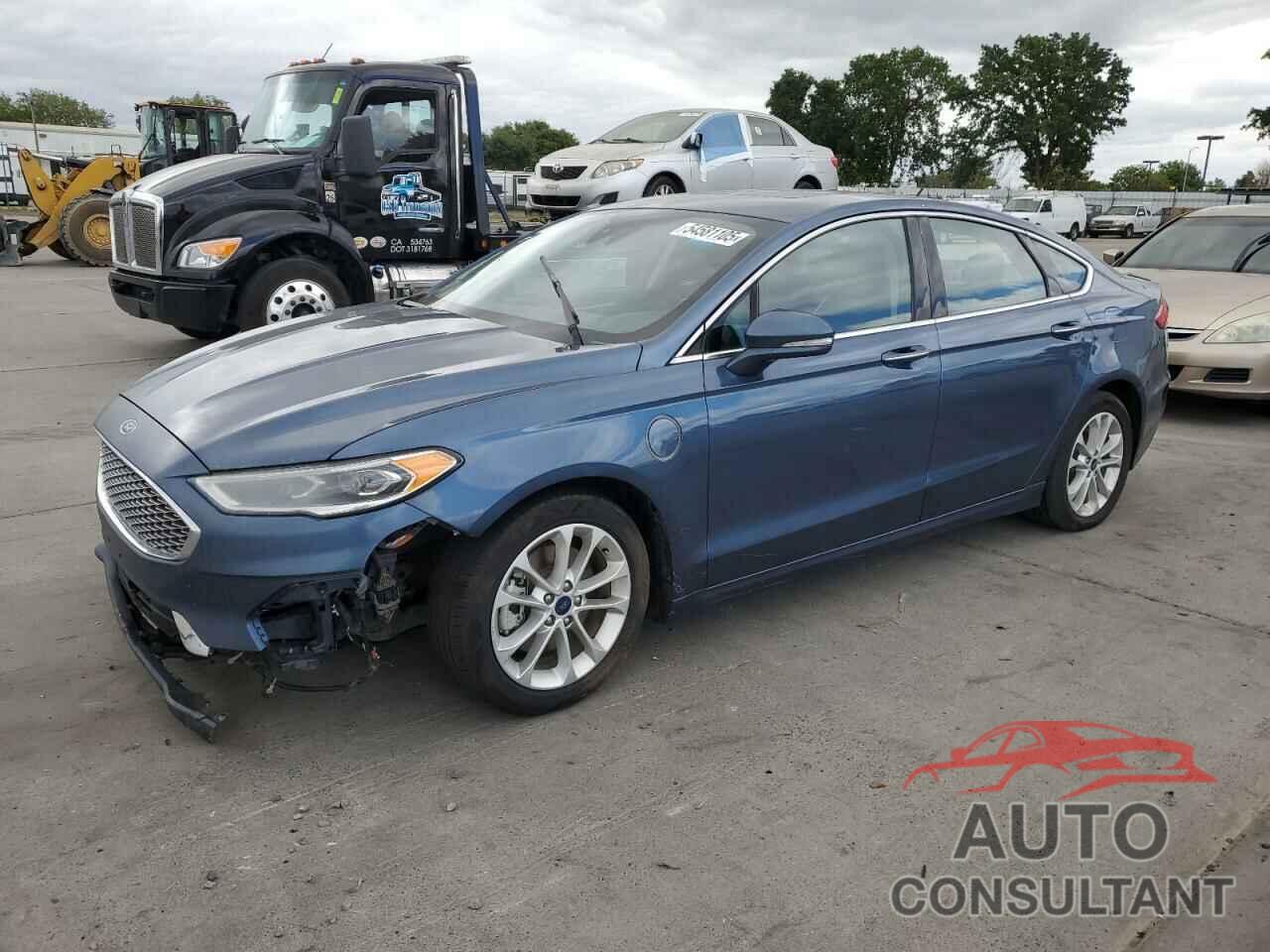 FORD FUSION 2019 - 3FA6P0SU2KR216561