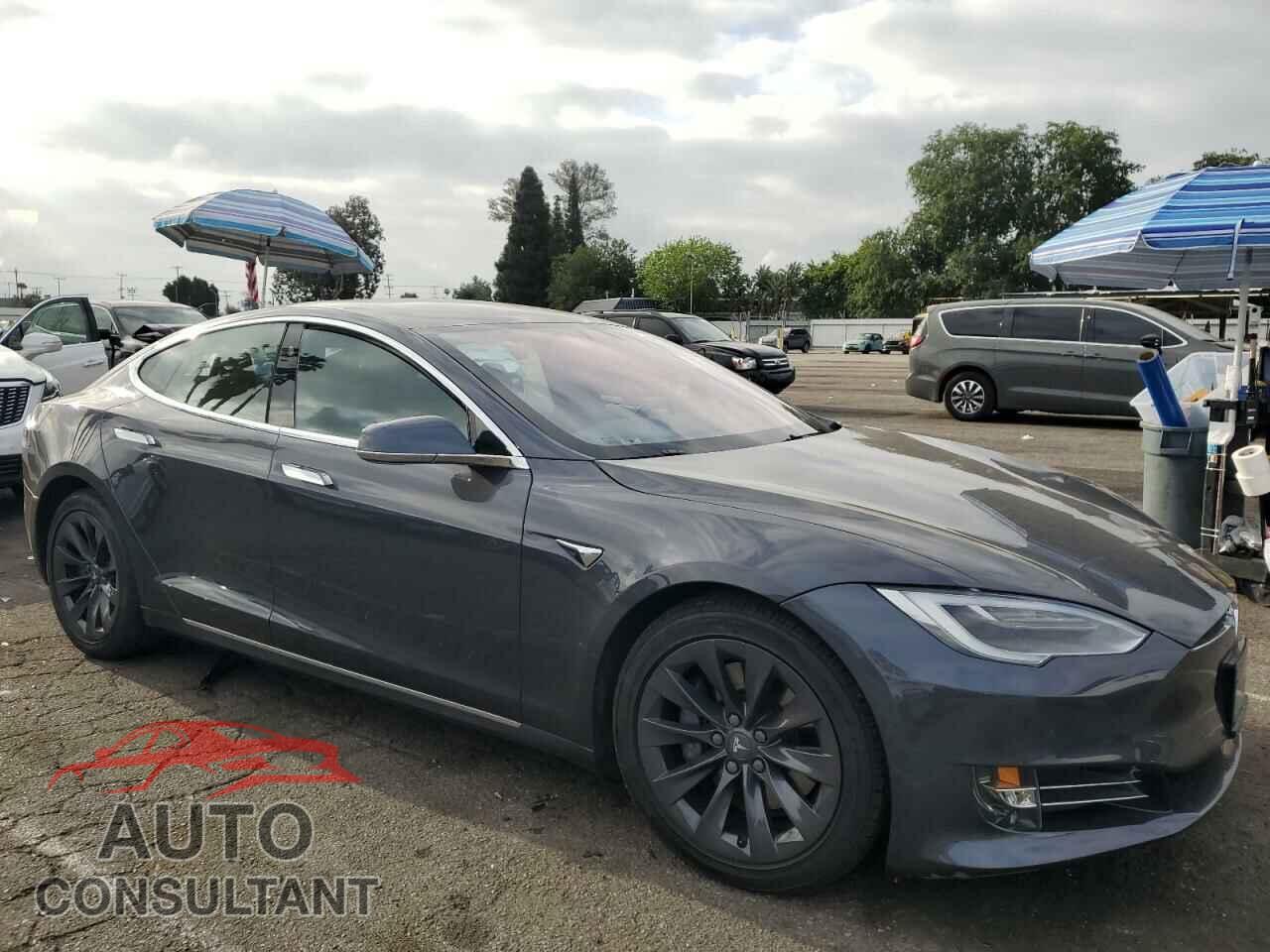 TESLA MODEL S 2018 - 5YJSA1E26JF288227