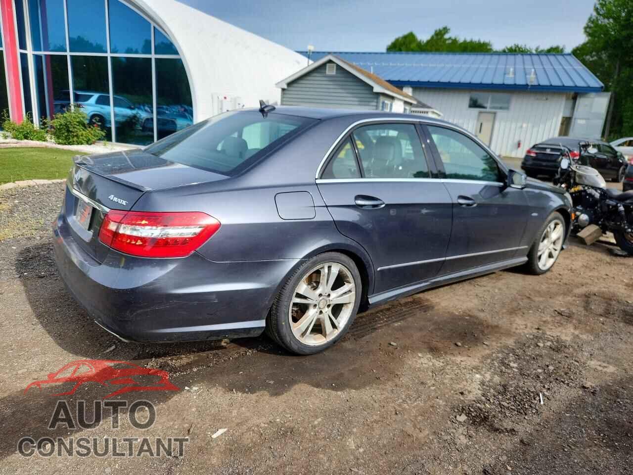 MERCEDES-BENZ E-CLASS 2012 - WDDHF8JB3CA561815