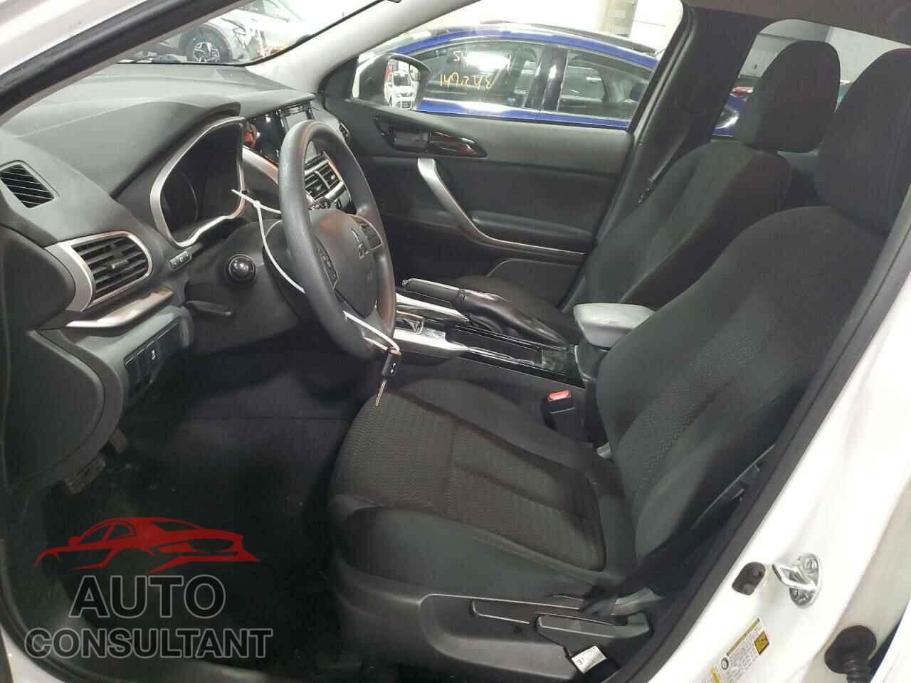 MITSUBISHI ECLIPSE 2018 - JA4AT3AAXJZ063098