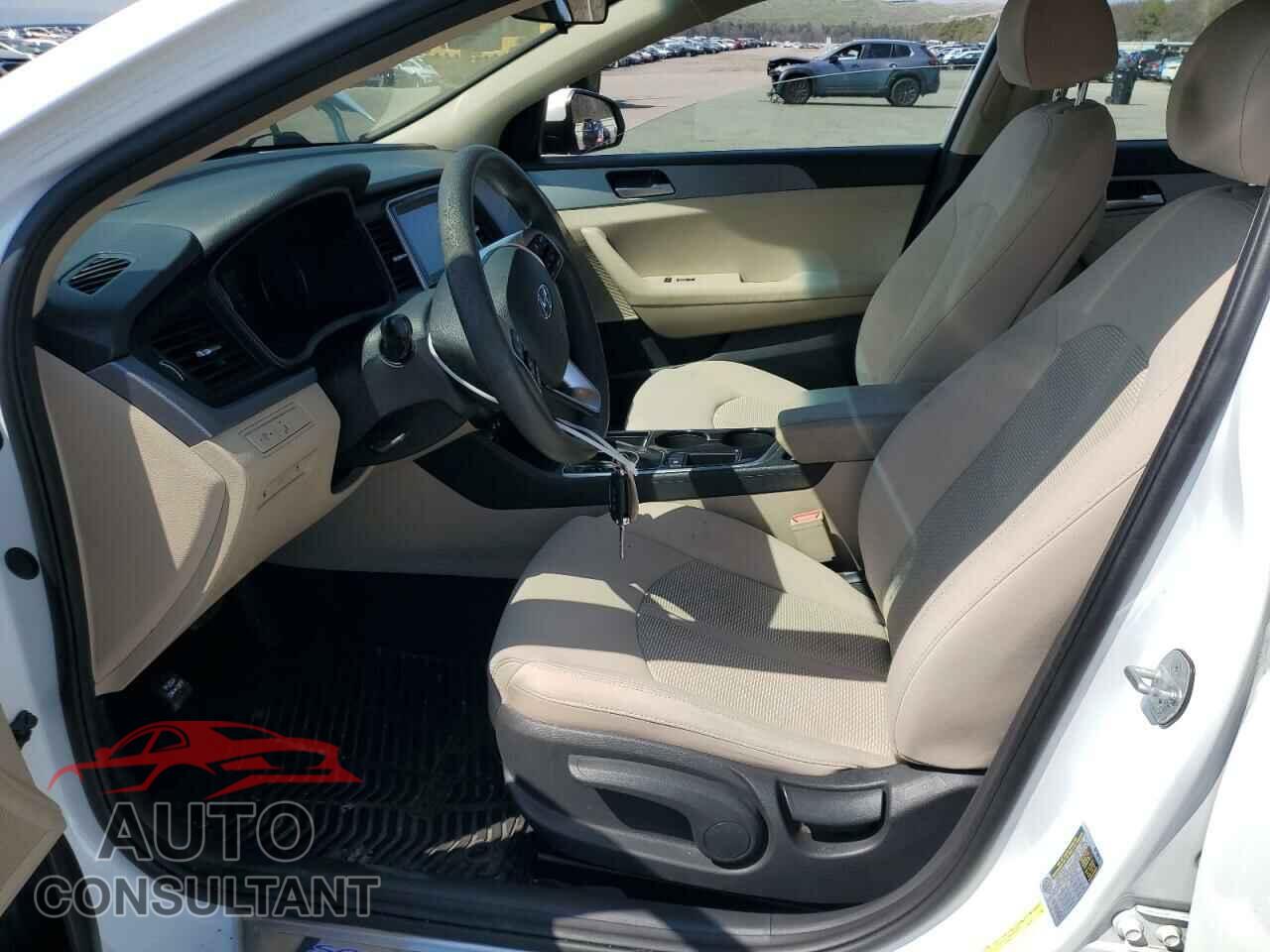 HYUNDAI SONATA 2019 - 5NPE24AF3KH805331