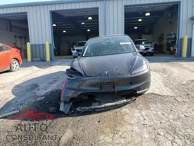 TESLA MODEL 3 2024 - 5YJ3E1EA9RF725214