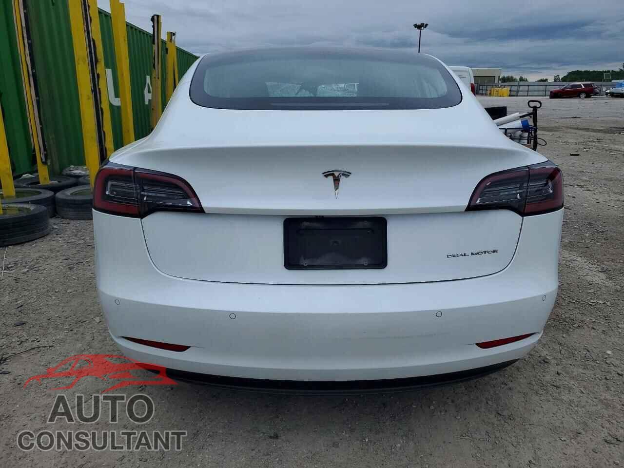 TESLA MODEL 3 2020 - 5YJ3E1EB8LF512187