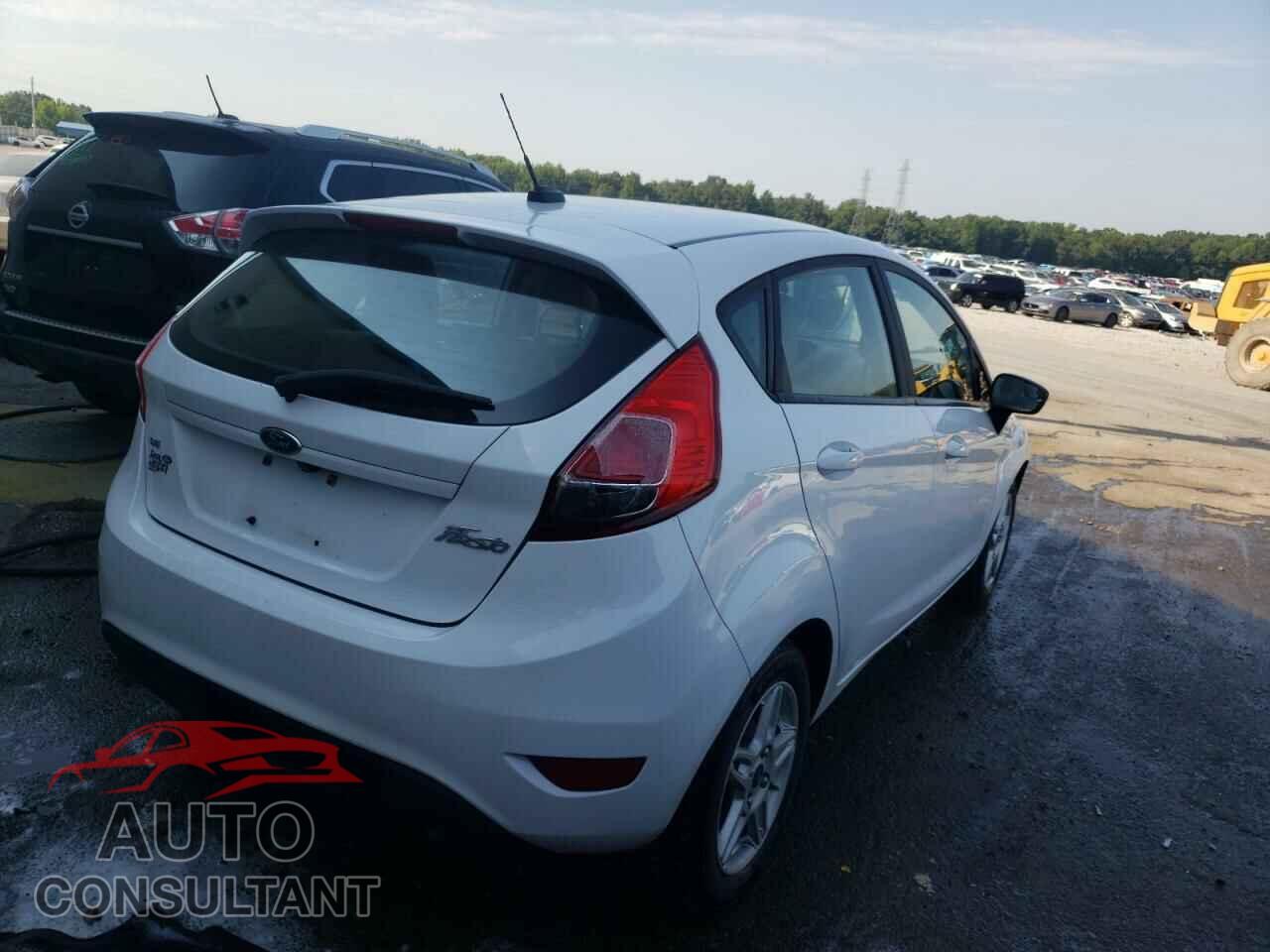 FORD FIESTA 2018 - 3FADP4EJ9JM101967