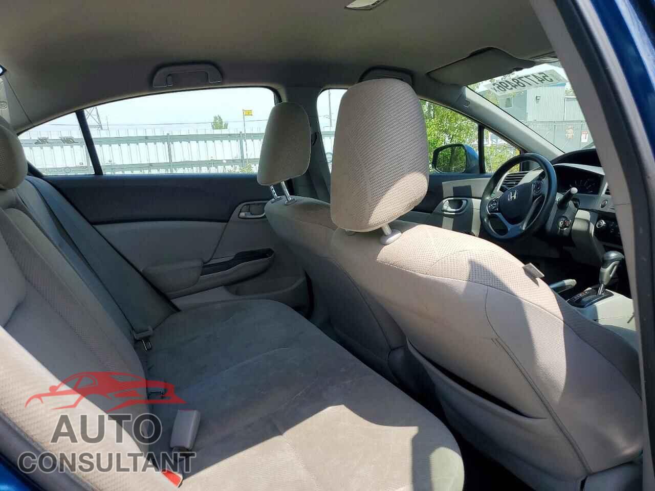 HONDA CIVIC 2012 - 2HGFB2F43CH031769