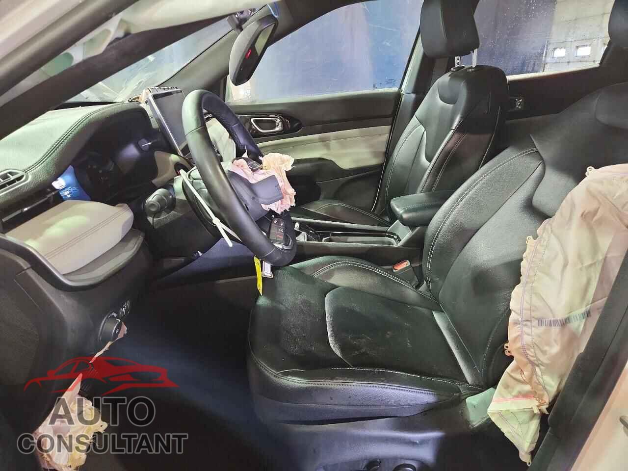 JEEP COMPASS 2025 - 3C4NJDCN5ST557252