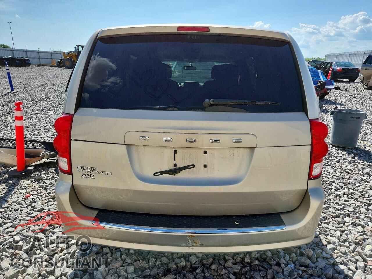 DODGE CARAVAN 2015 - 2C4RDGBG4FR558575