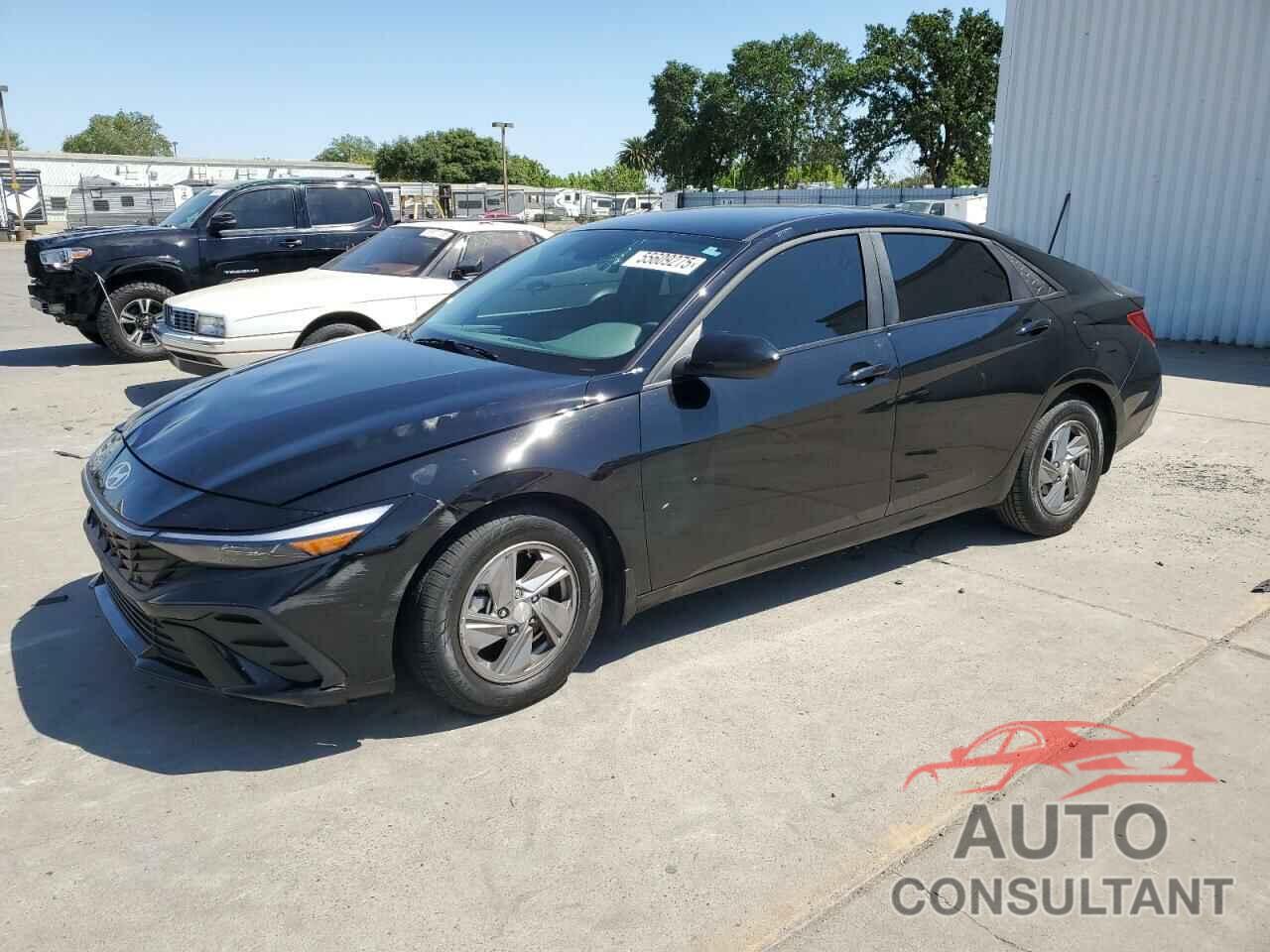 HYUNDAI ELANTRA 2024 - KMHLL4DG9RU692733