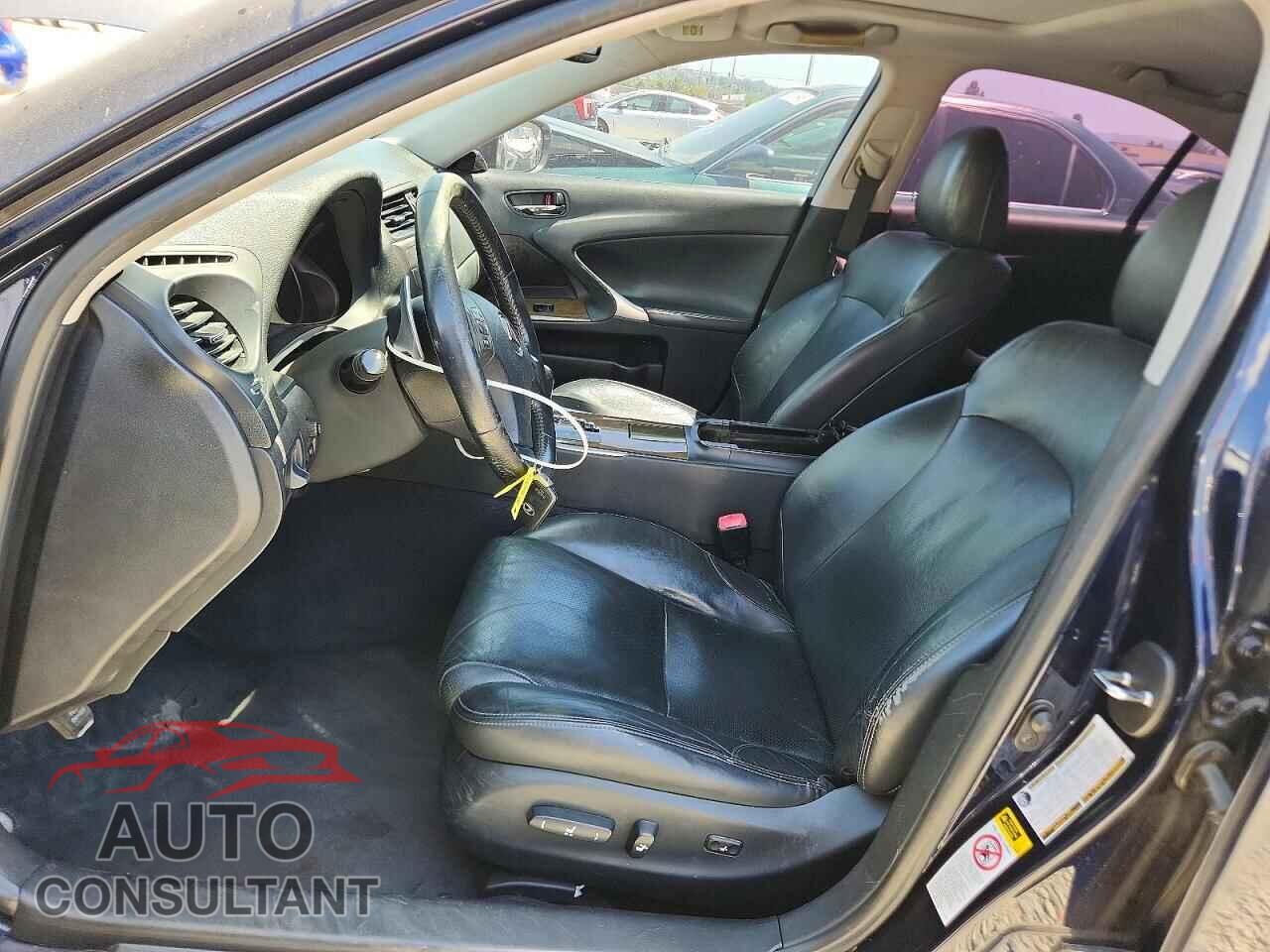 LEXUS IS 2010 - JTHBF5C23A5118936