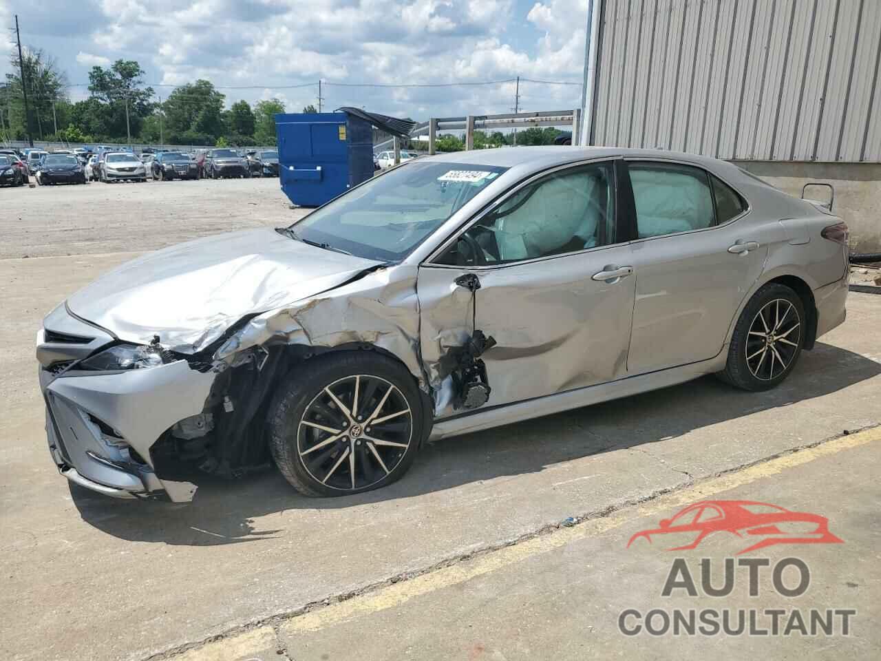 TOYOTA CAMRY 2021 - 4T1G11AK3MU404938
