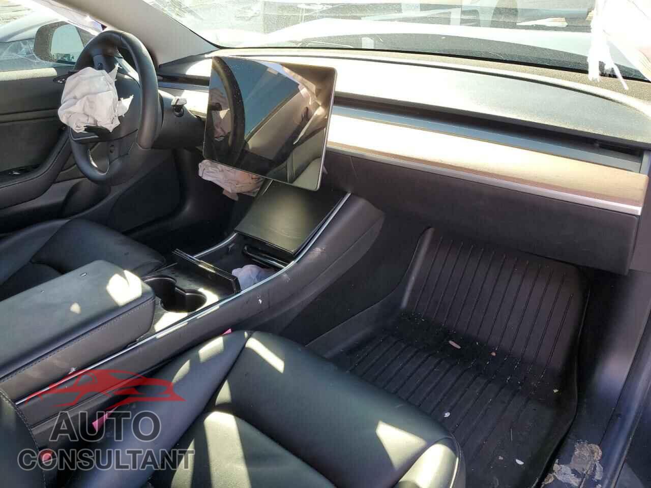 TESLA MODEL 3 2019 - 5YJ3E1EA2KF474929