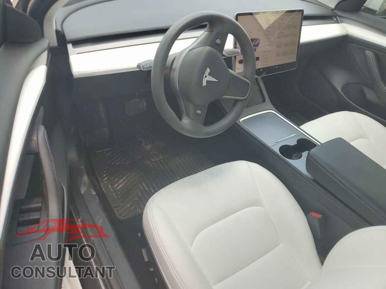 TESLA MODEL 3 2022 - 5YJ3E1EA8NF331424