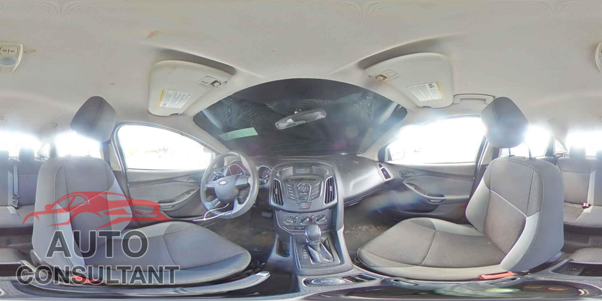FORD FOCUS 2014 - 1FADP3E2XEL150802
