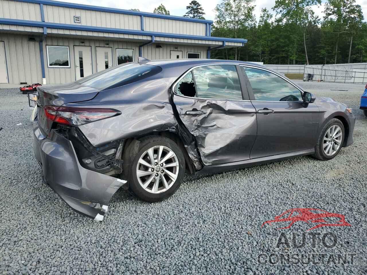 TOYOTA CAMRY 2021 - 4T1C11AK9MU437571
