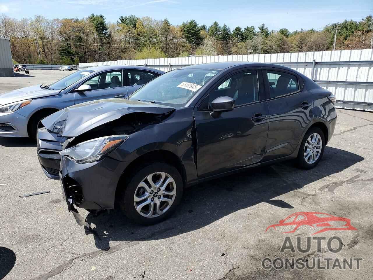 TOYOTA YARIS 2018 - 3MYDLBYV5JY305734