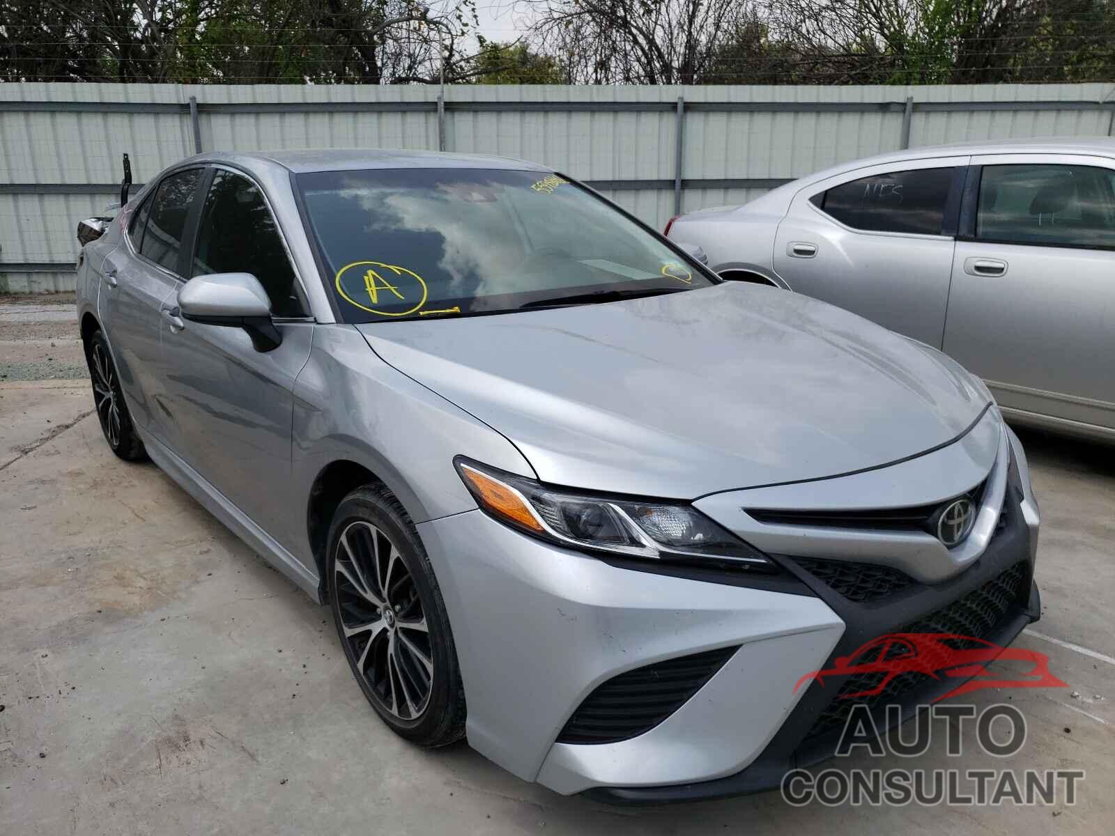 TOYOTA CAMRY 2019 - 4T1B11HK1KU687465