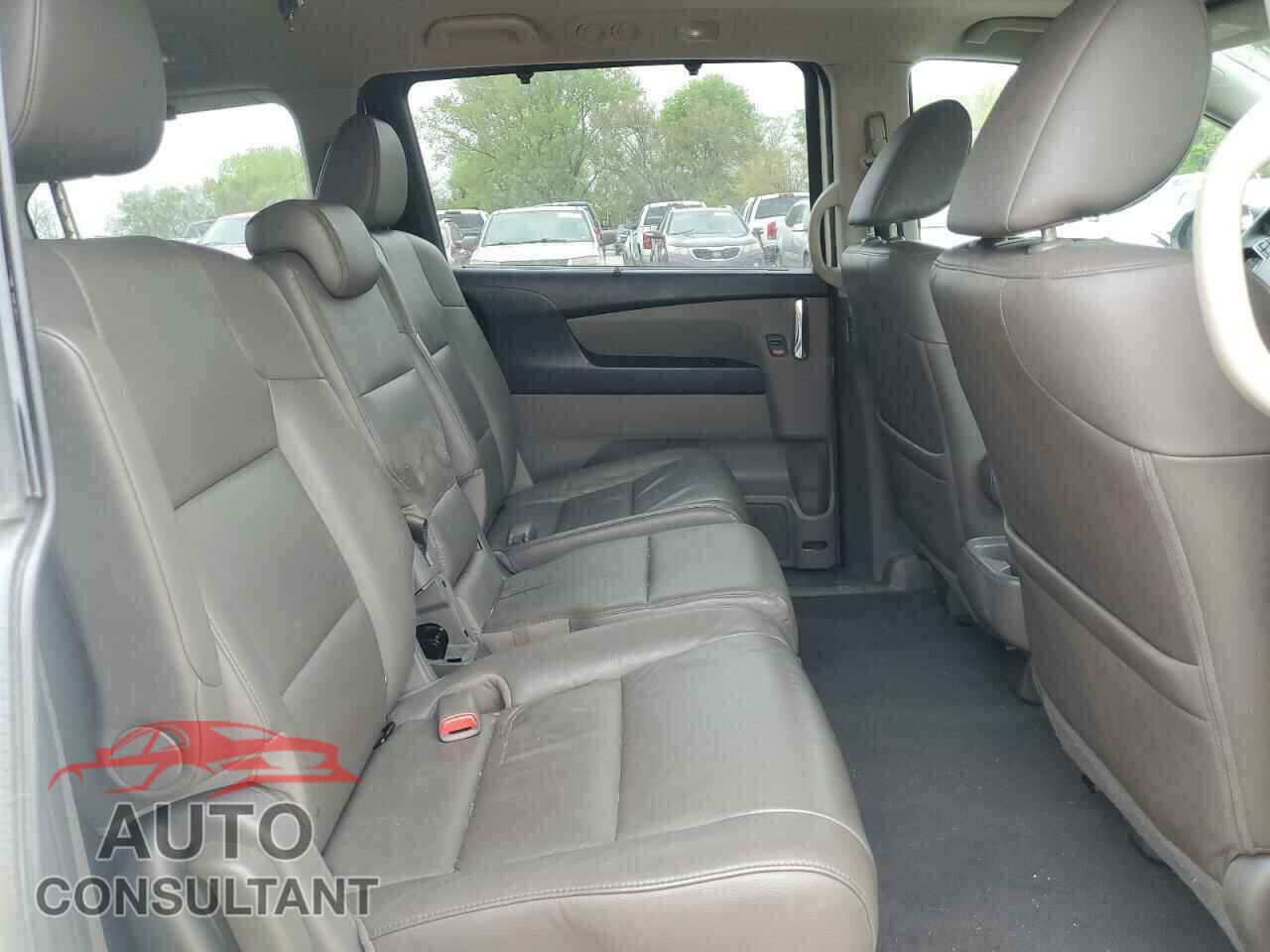 HONDA ODYSSEY 2016 - 5FNRL5H98GB016991
