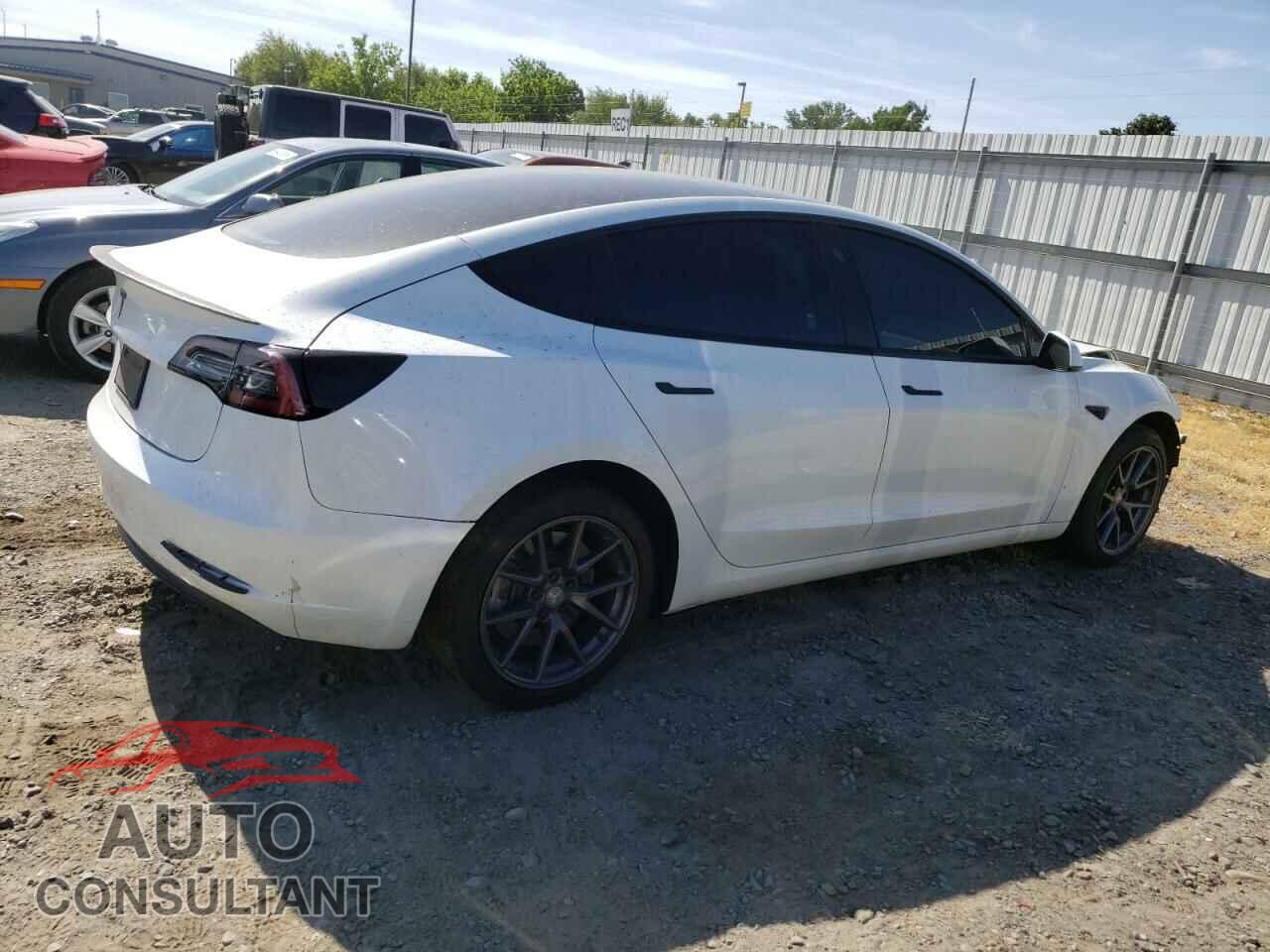 TESLA MODEL 3 2023 - 5YJ3E1EA3PF475515