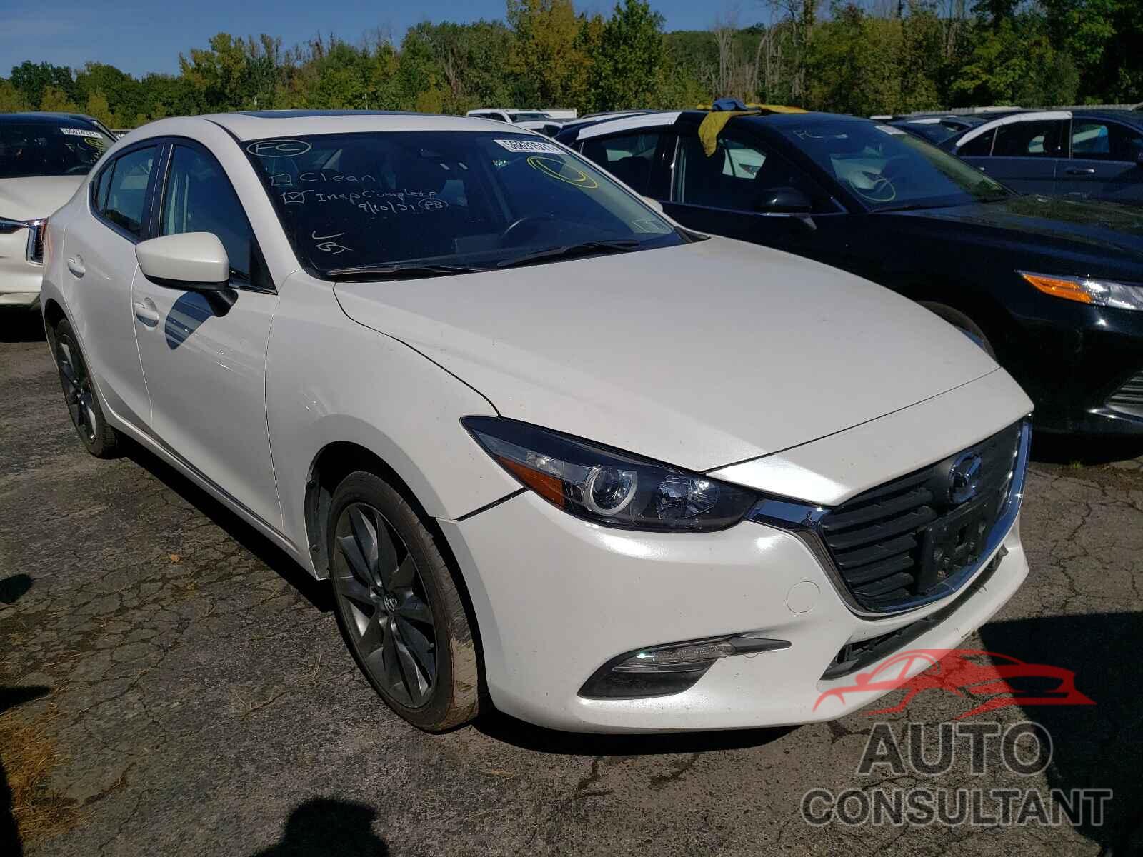 MAZDA 3 2018 - 3MZBN1V32JM175963