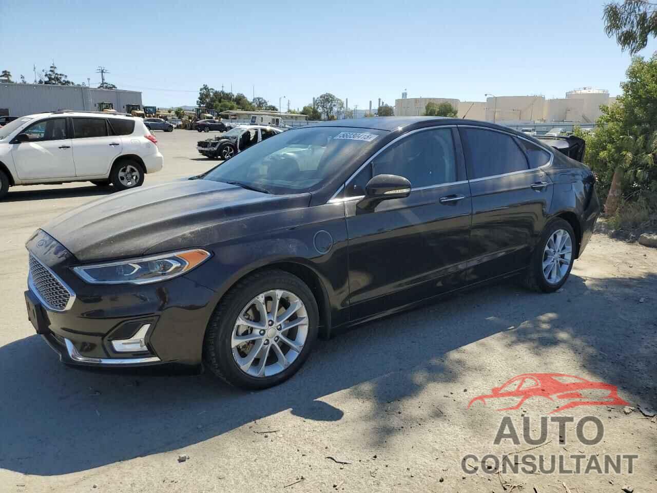 FORD FUSION 2019 - 3FA6P0SU2KR202384