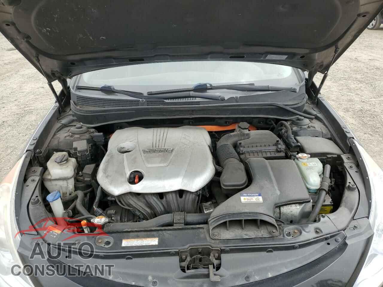 HYUNDAI SONATA 2014 - KMHEC4A4XEA111190