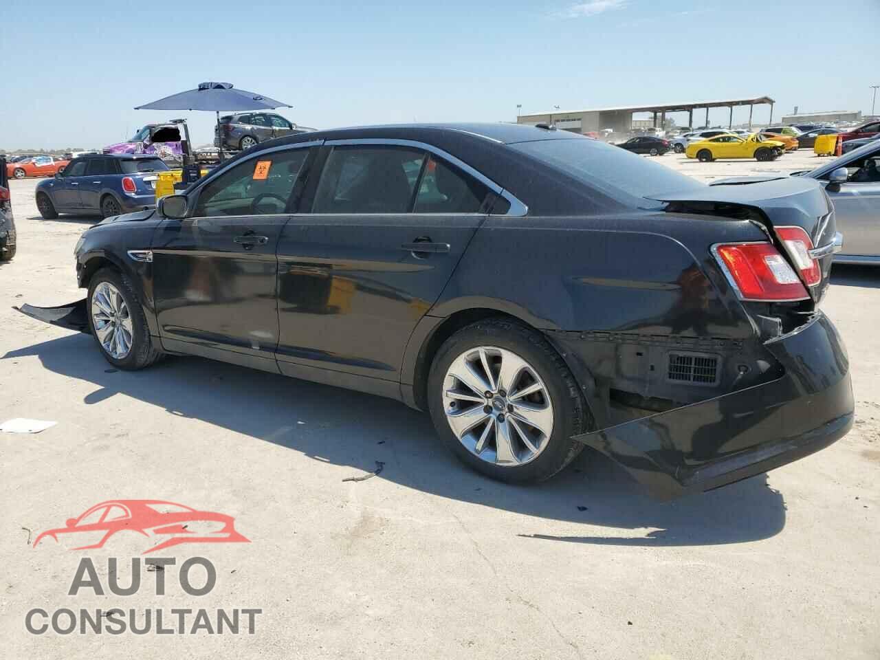 FORD TAURUS 2011 - 1FAHP2FW4BG107266