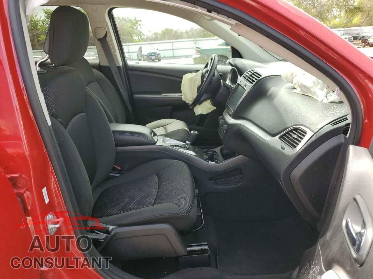 DODGE JOURNEY 2019 - 3C4PDCBB0KT784351